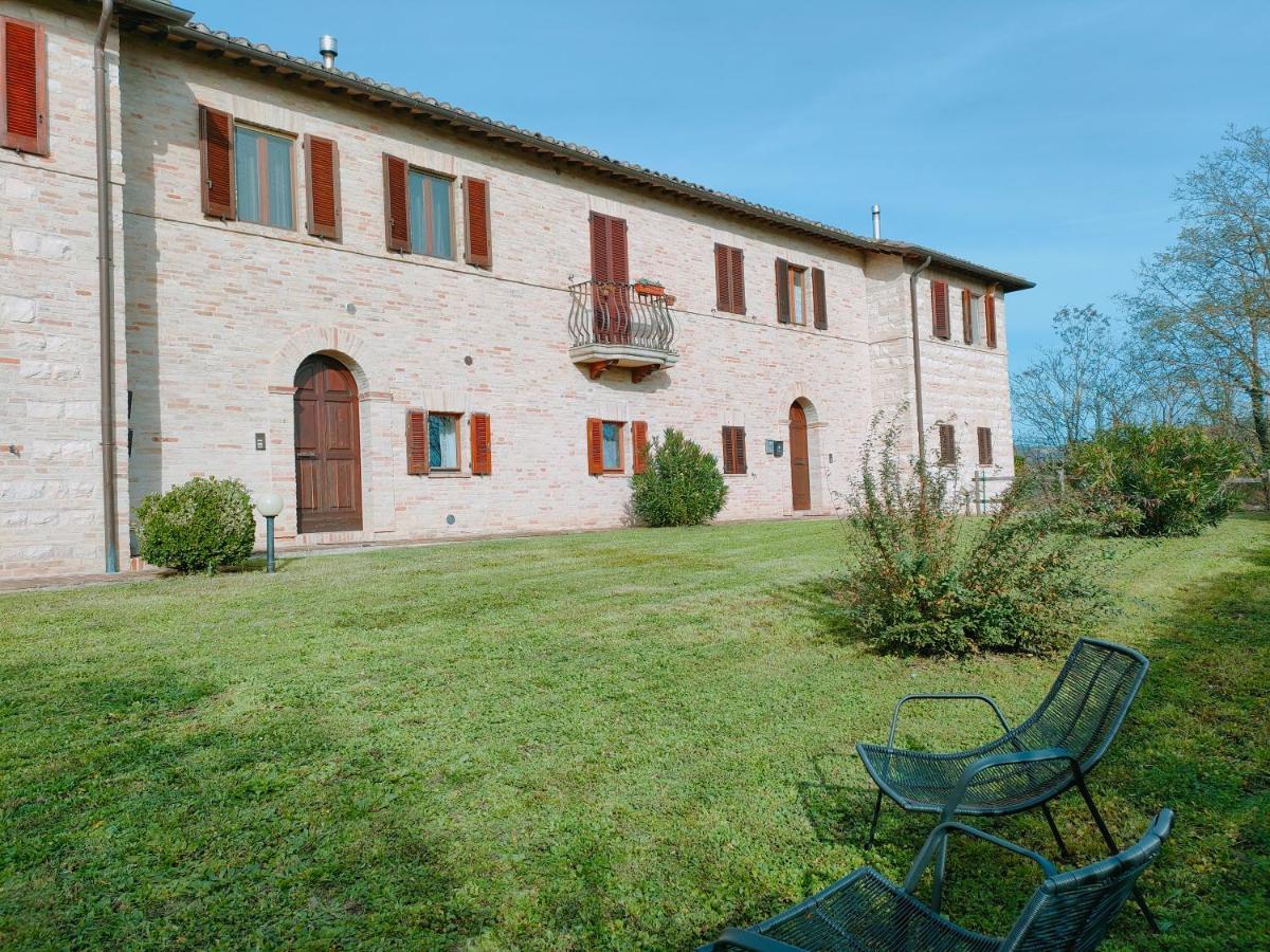Ca' Tomassino Holiday Apartments Urbino Eksteriør billede